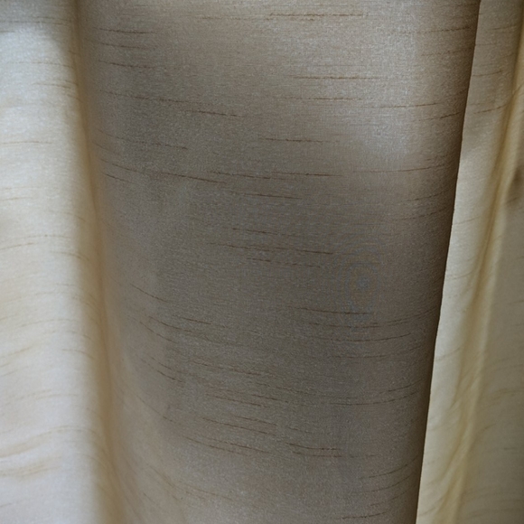 Gold lined curtains w/2 inch rod pocket. - Picture 6 of 6